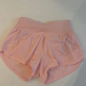 Women’s shorts size S